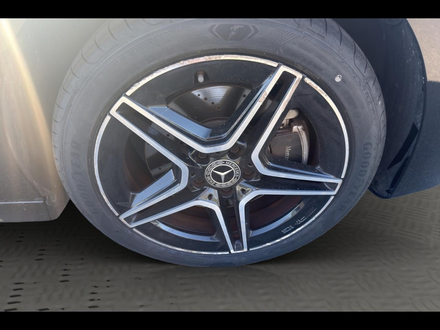 Image MERCEDES-BENZ CLA Shooting Brake 250 e Hybrid EQ 218ch AMG Line 8G-DCT