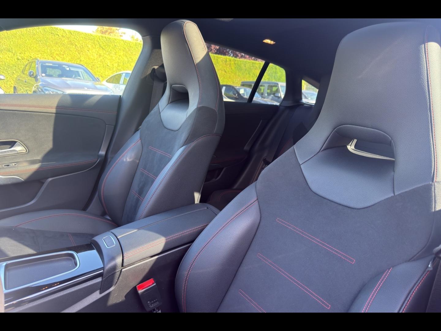 Image MERCEDES-BENZ CLA Shooting Brake 250 e Hybrid EQ 218ch AMG Line 8G-DCT