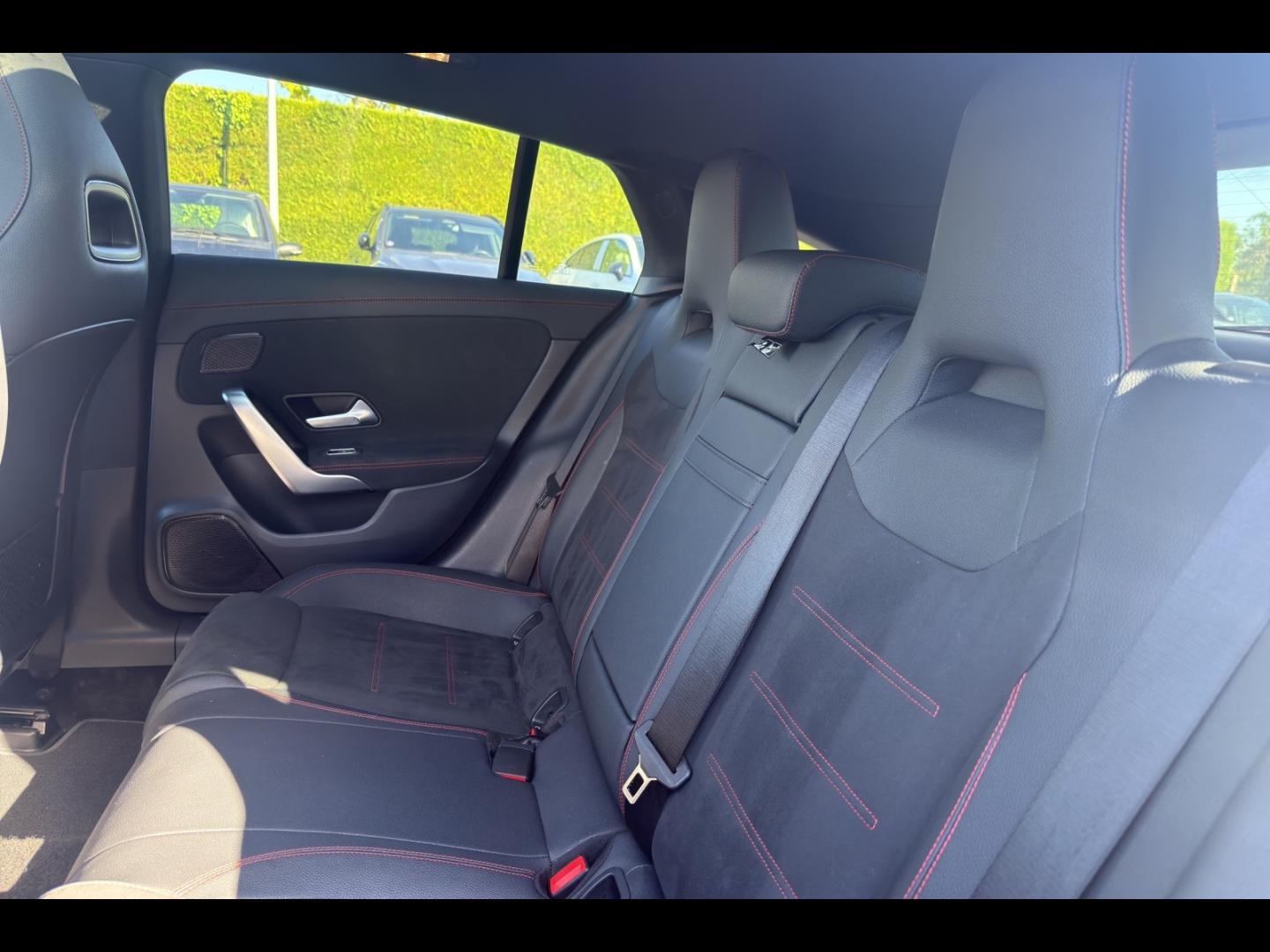 Image MERCEDES-BENZ CLA Shooting Brake 250 e Hybrid EQ 218ch AMG Line 8G-DCT