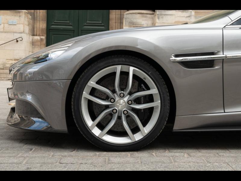 Image ASTON MARTIN Vanquish V12 5.9 570ch Touchtronic III