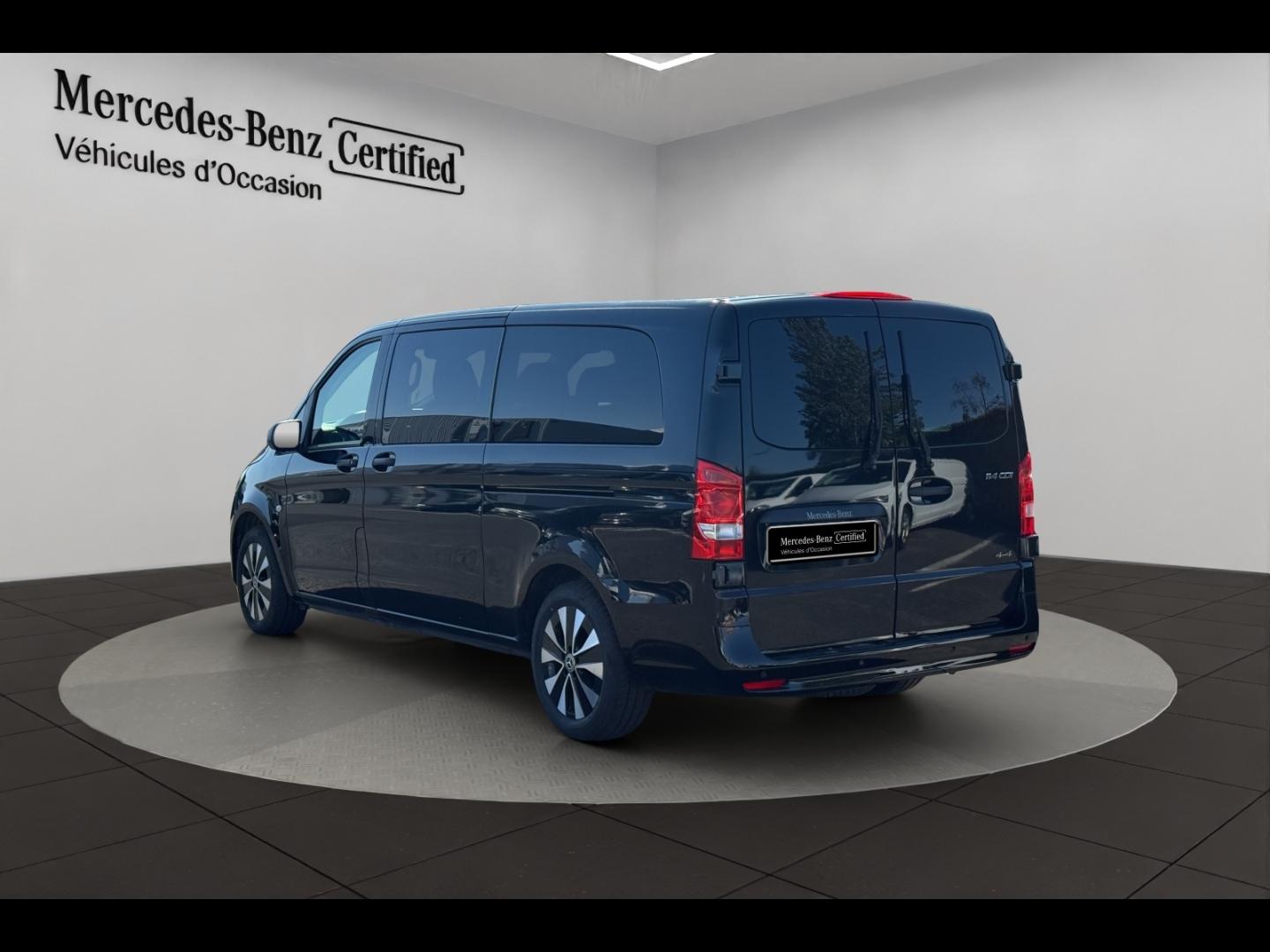 Image MERCEDES-BENZ Vito Tourer 114 CDI Extra-Long Select 4x4 9G-Tronic