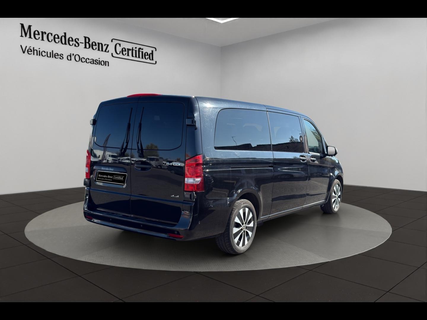 Image MERCEDES-BENZ Vito Tourer 114 CDI Extra-Long Select 4x4 9G-Tronic