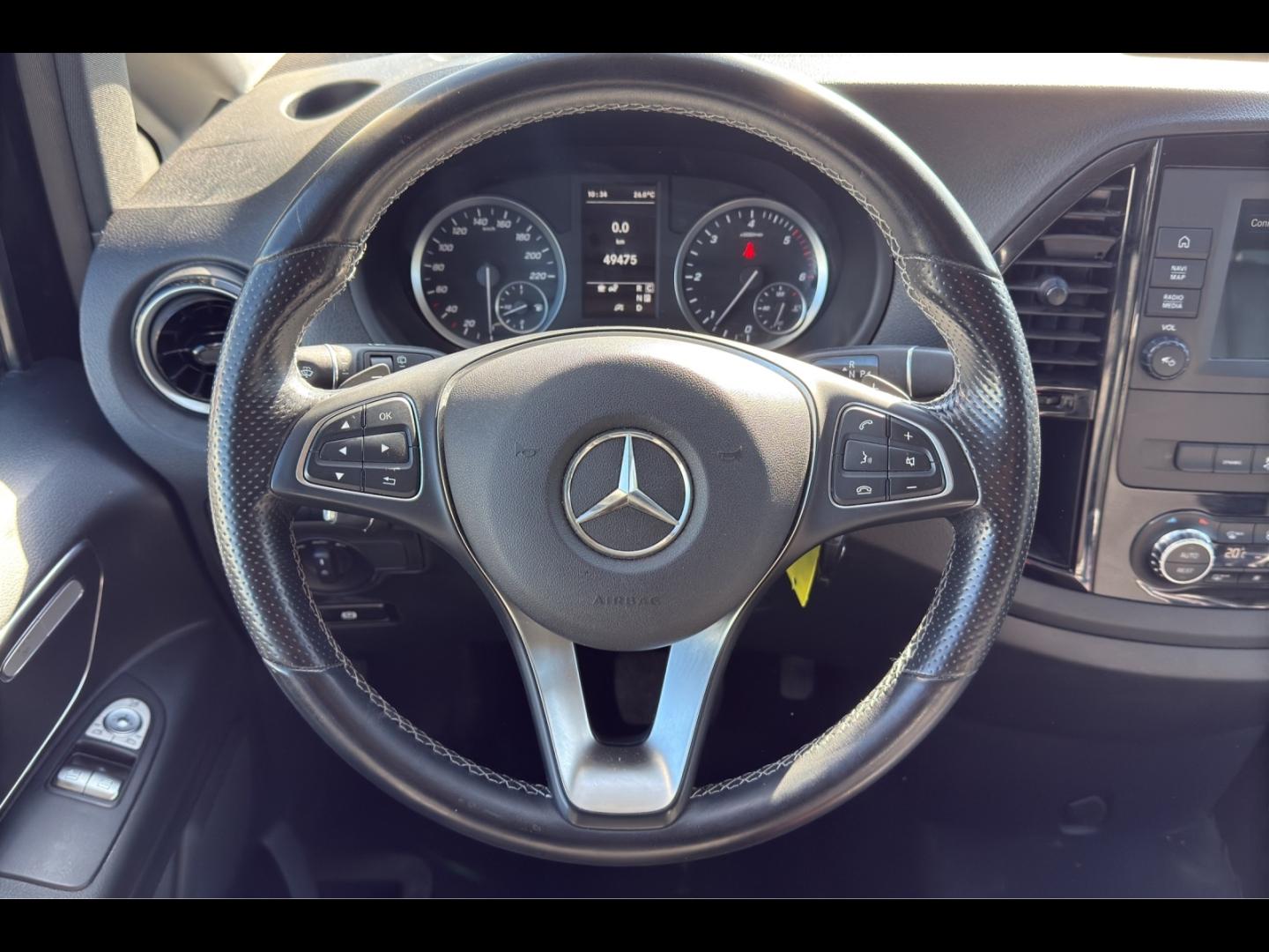 Image MERCEDES-BENZ Vito Tourer 114 CDI Extra-Long Select 4x4 9G-Tronic