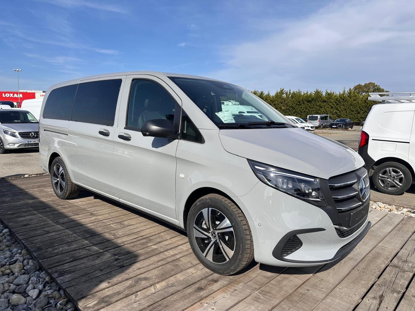 Image MERCEDES-BENZ Vito Fg 119 CDI Mixto Long Select 4x4 9G-Tronic