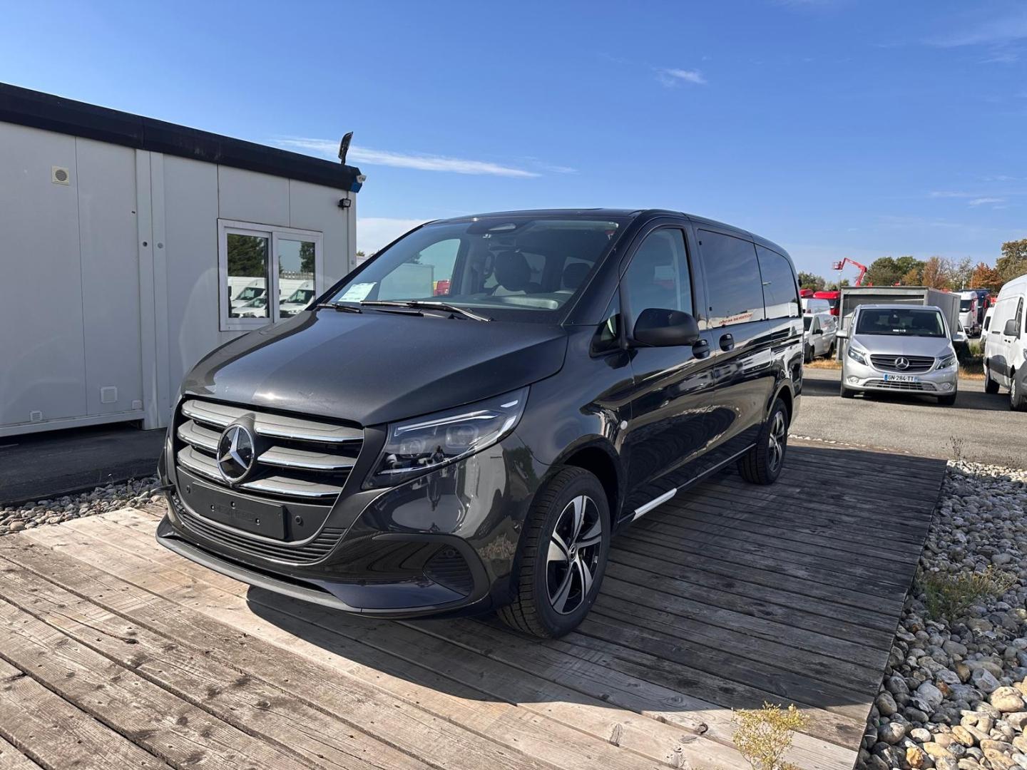 Photo MERCEDES-BENZ Vito Fg 119 CDI Mixto Long Select 4x4 9G-Tronic