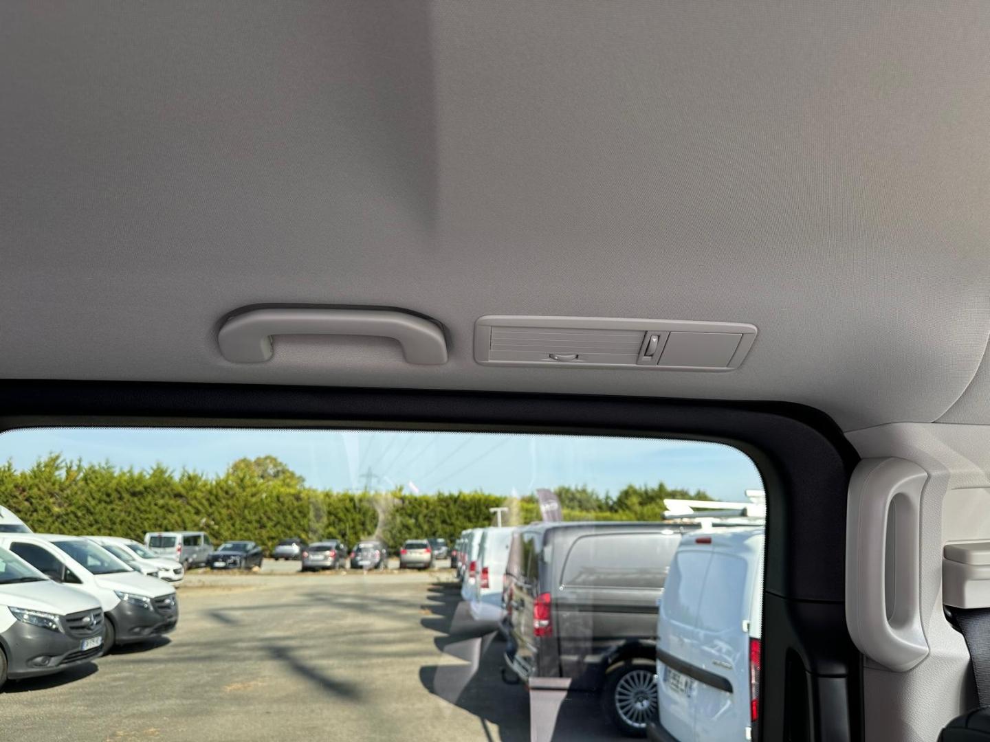 Image MERCEDES-BENZ Vito Fg 119 CDI Mixto Long Select 4x4 9G-Tronic