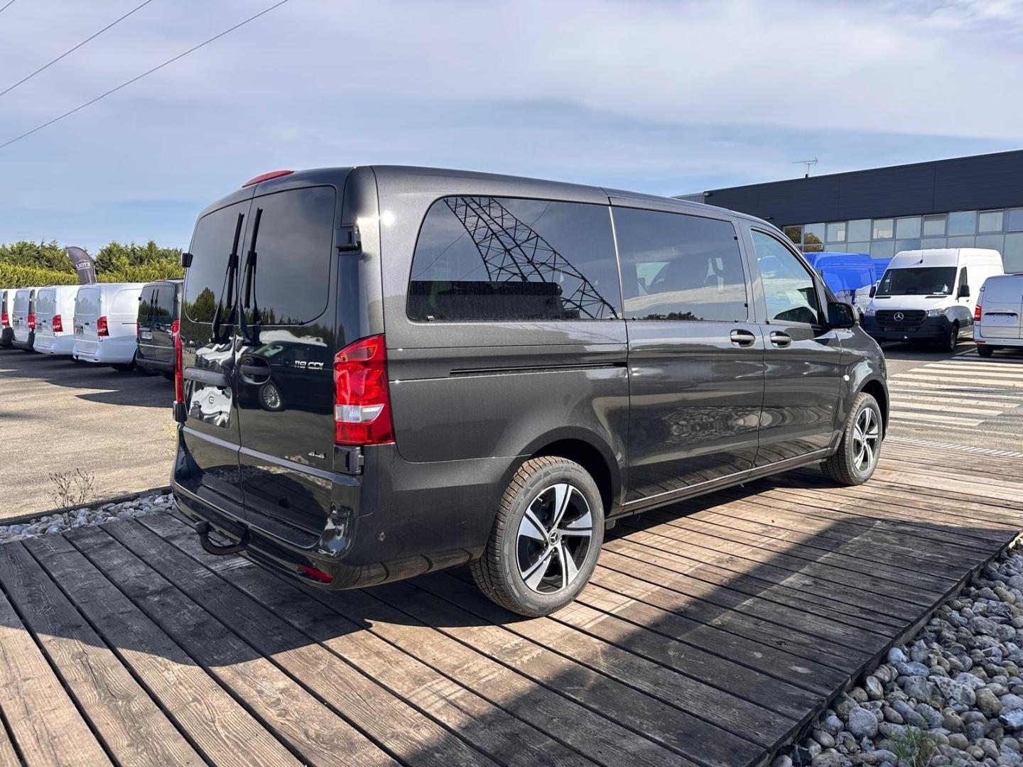 Image MERCEDES-BENZ Vito Fg 119 CDI Mixto Long Select 4x4 9G-Tronic