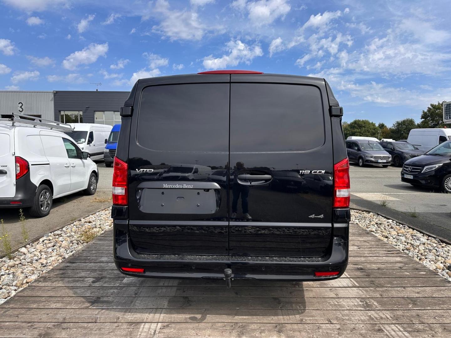 Image MERCEDES-BENZ Vito Fg 119 CDI Mixto Long Select 4x4 9G-Tronic
