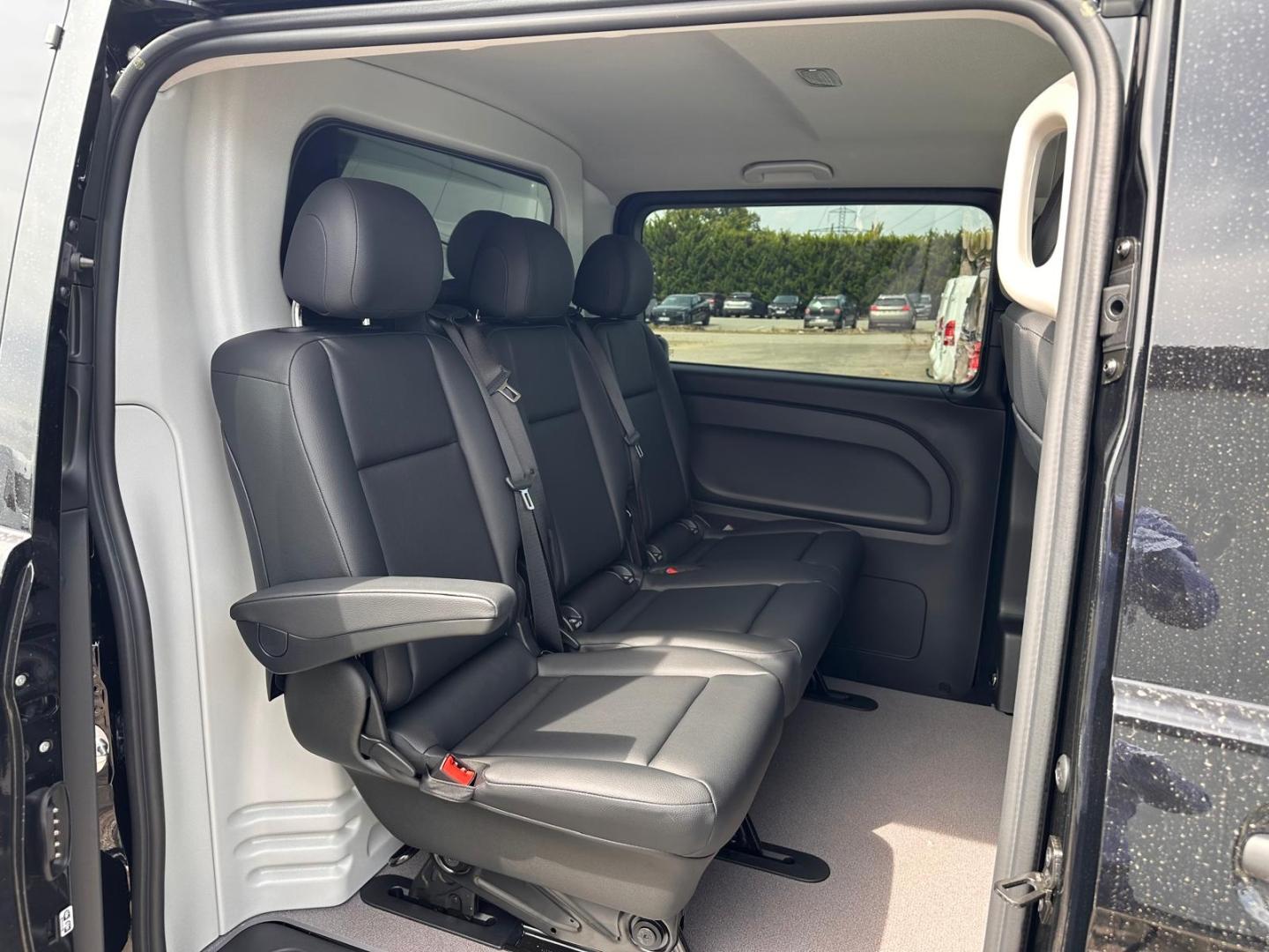 Image MERCEDES-BENZ Vito Fg 119 CDI Mixto Long Select 4x4 9G-Tronic