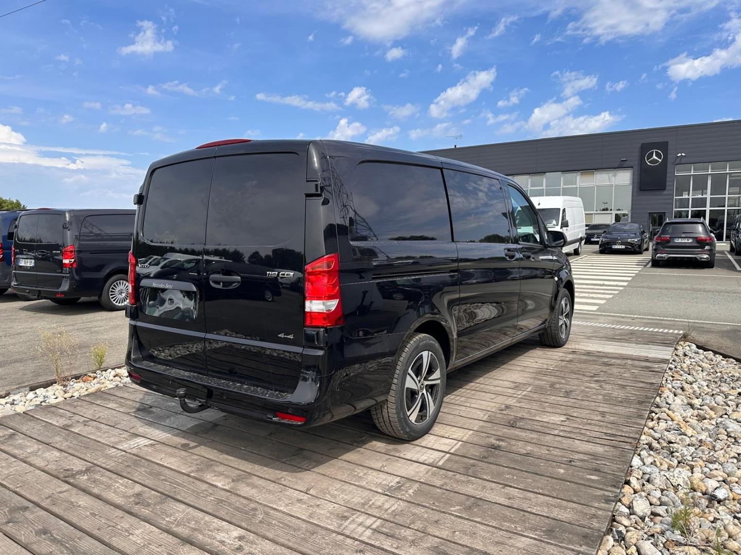 Image MERCEDES-BENZ Vito Fg 119 CDI Mixto Long Select 4x4 9G-Tronic