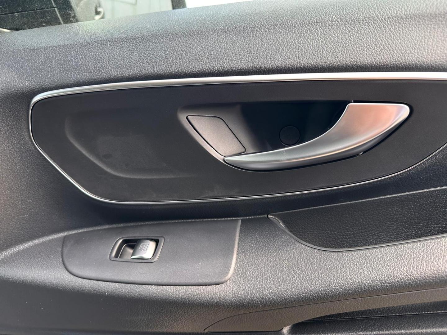Image MERCEDES-BENZ Vito Fg 119 CDI Mixto Long Select 4x4 9G-Tronic