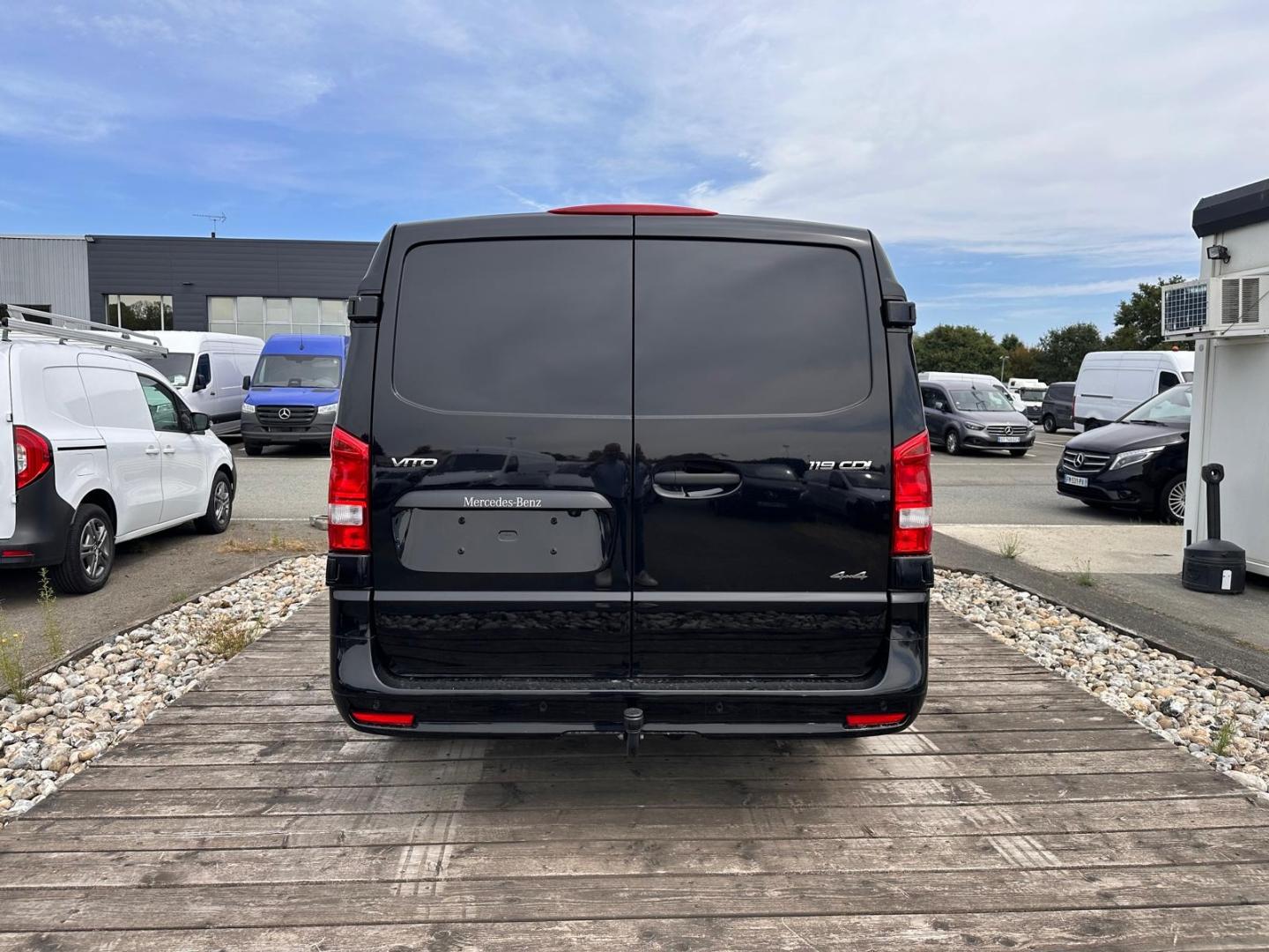 Image MERCEDES-BENZ Vito Fg 119 CDI Mixto Long Select 4x4 9G-Tronic