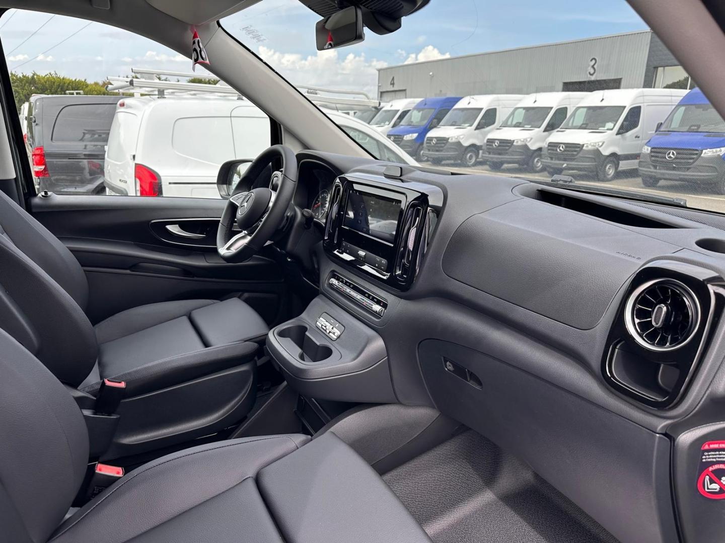 Image MERCEDES-BENZ Vito Fg 119 CDI Mixto Long Select 4x4 9G-Tronic