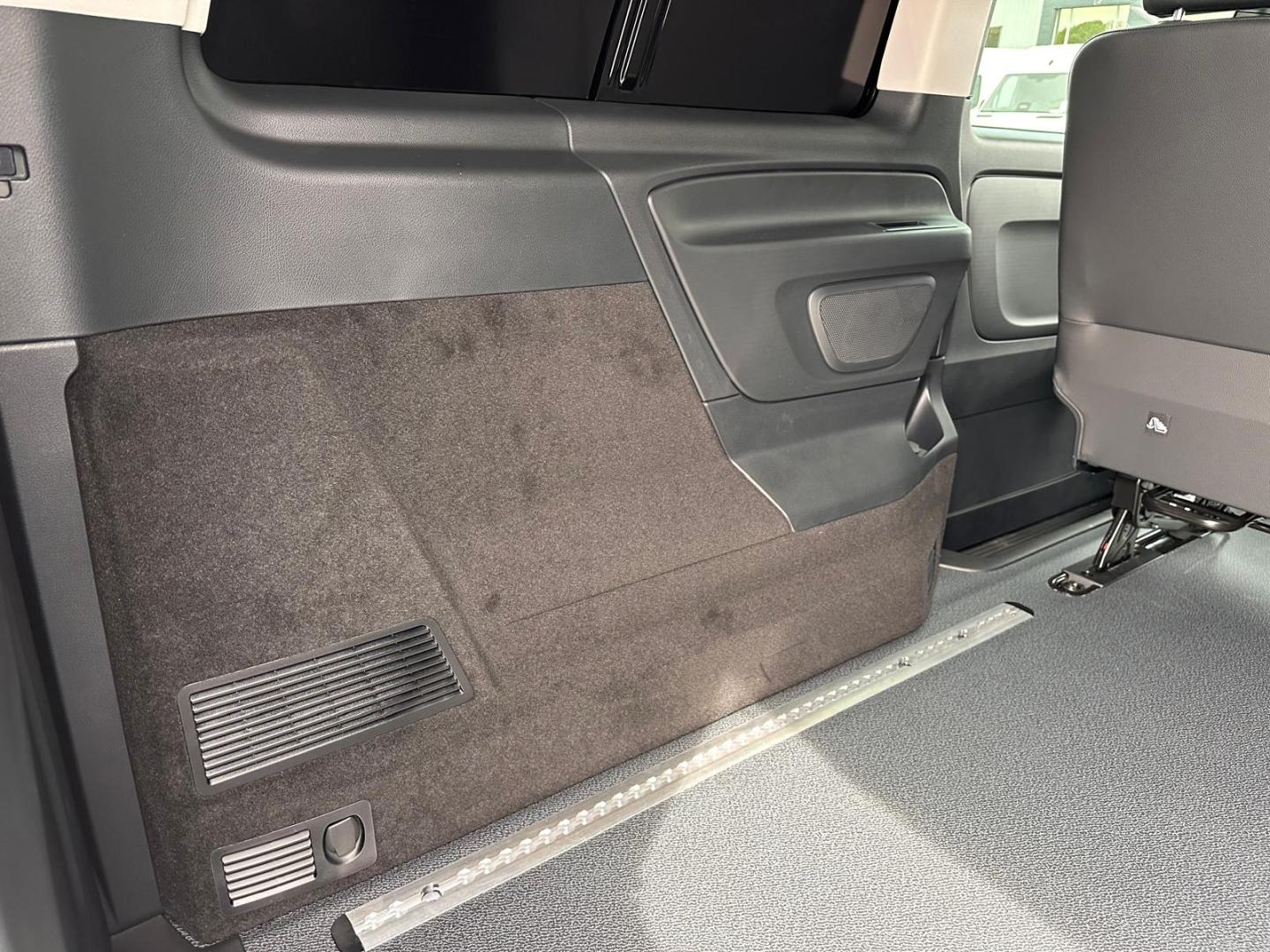 Image MERCEDES-BENZ Vito Fg 119 CDI Mixto Long Select 4x4 9G-Tronic