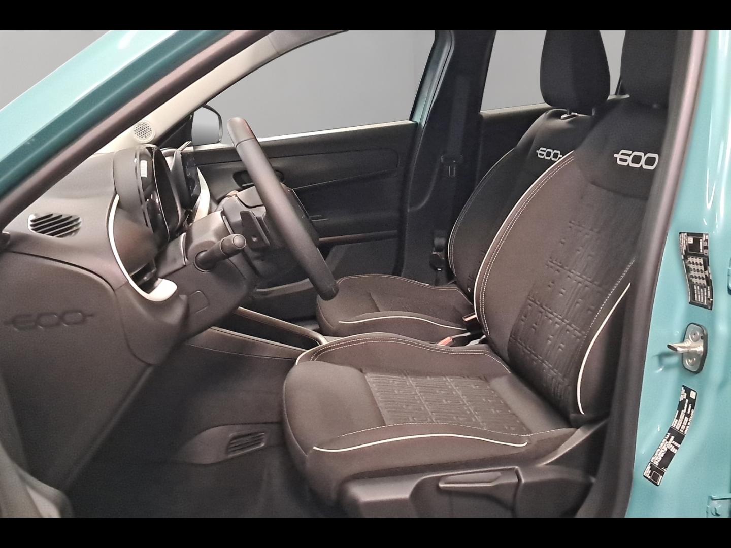 Image FIAT 600 1.2 Hybrid 100ch DCT6