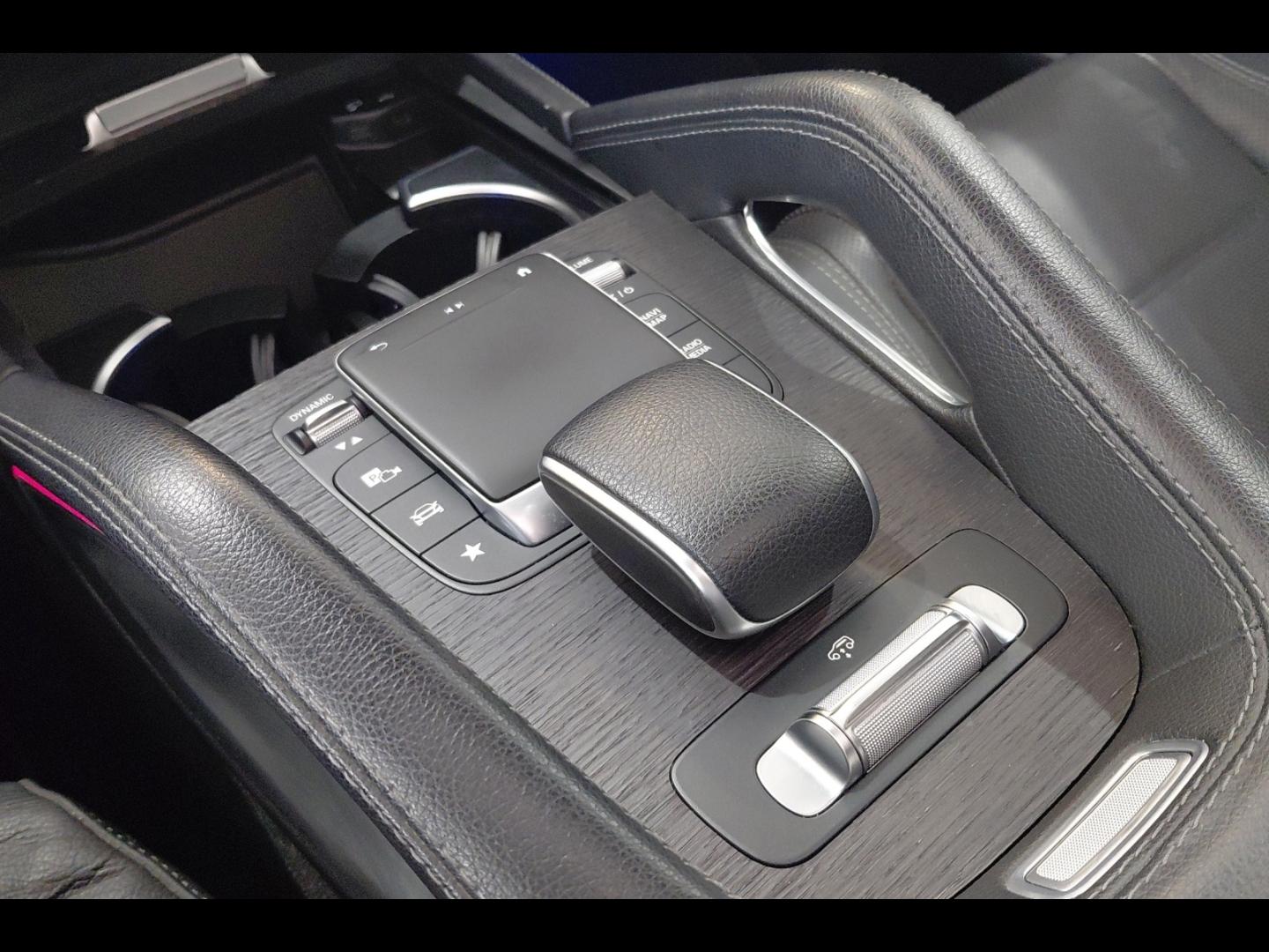 Image MERCEDES-BENZ GLE Coupé 350 de 194+136ch AMG Line 4Matic 9G-Tronic