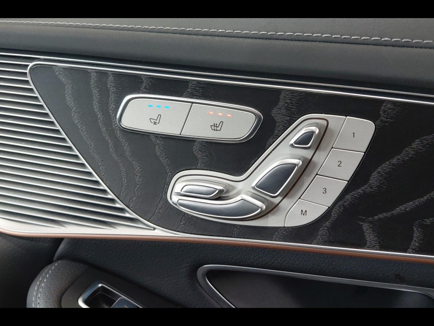 Image MERCEDES-BENZ EQC 400 408ch AMG Line 4Matic