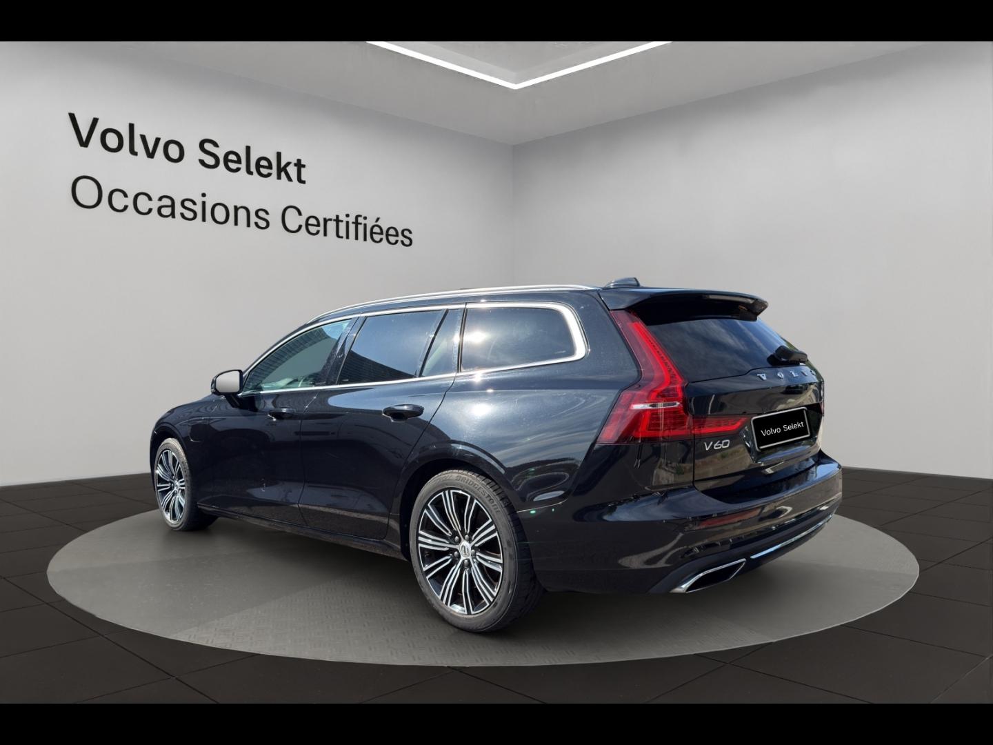 Image VOLVO V60 T8 Twin Engine 303 + 87ch Inscription Luxe Geartronic 16cv