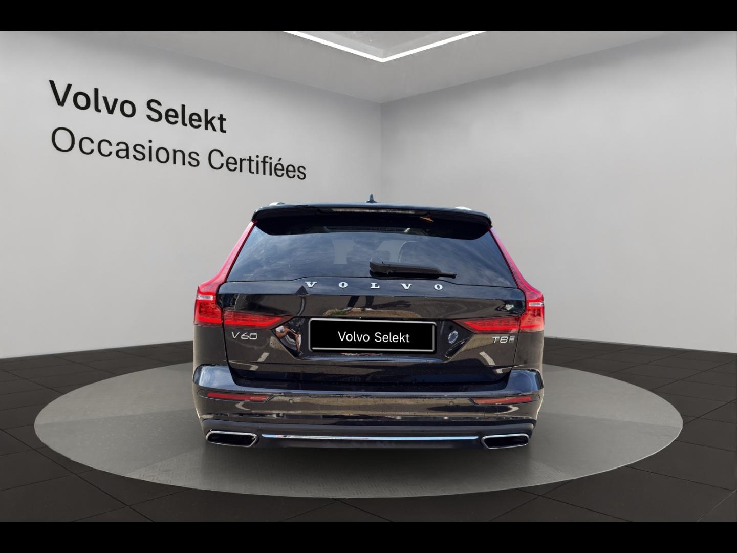Image VOLVO V60 T8 Twin Engine 303 + 87ch Inscription Luxe Geartronic 16cv
