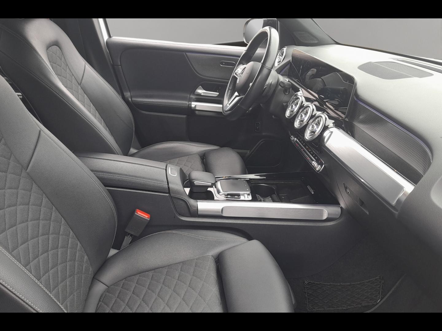 Image MERCEDES-BENZ GLB 200d 150ch Progressive Line 8G DCT