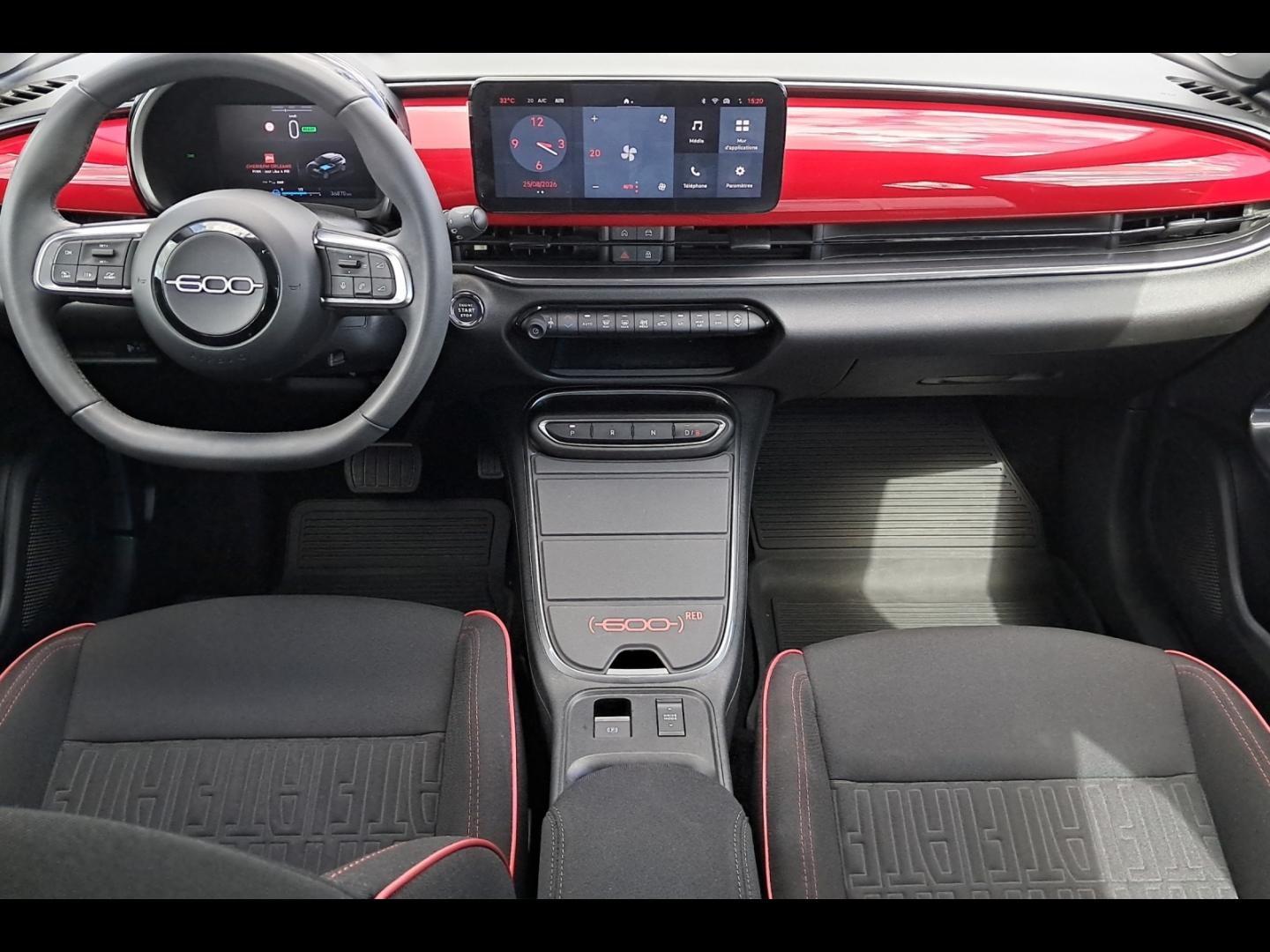Image FIAT 600 e 156ch 54kWh Red
