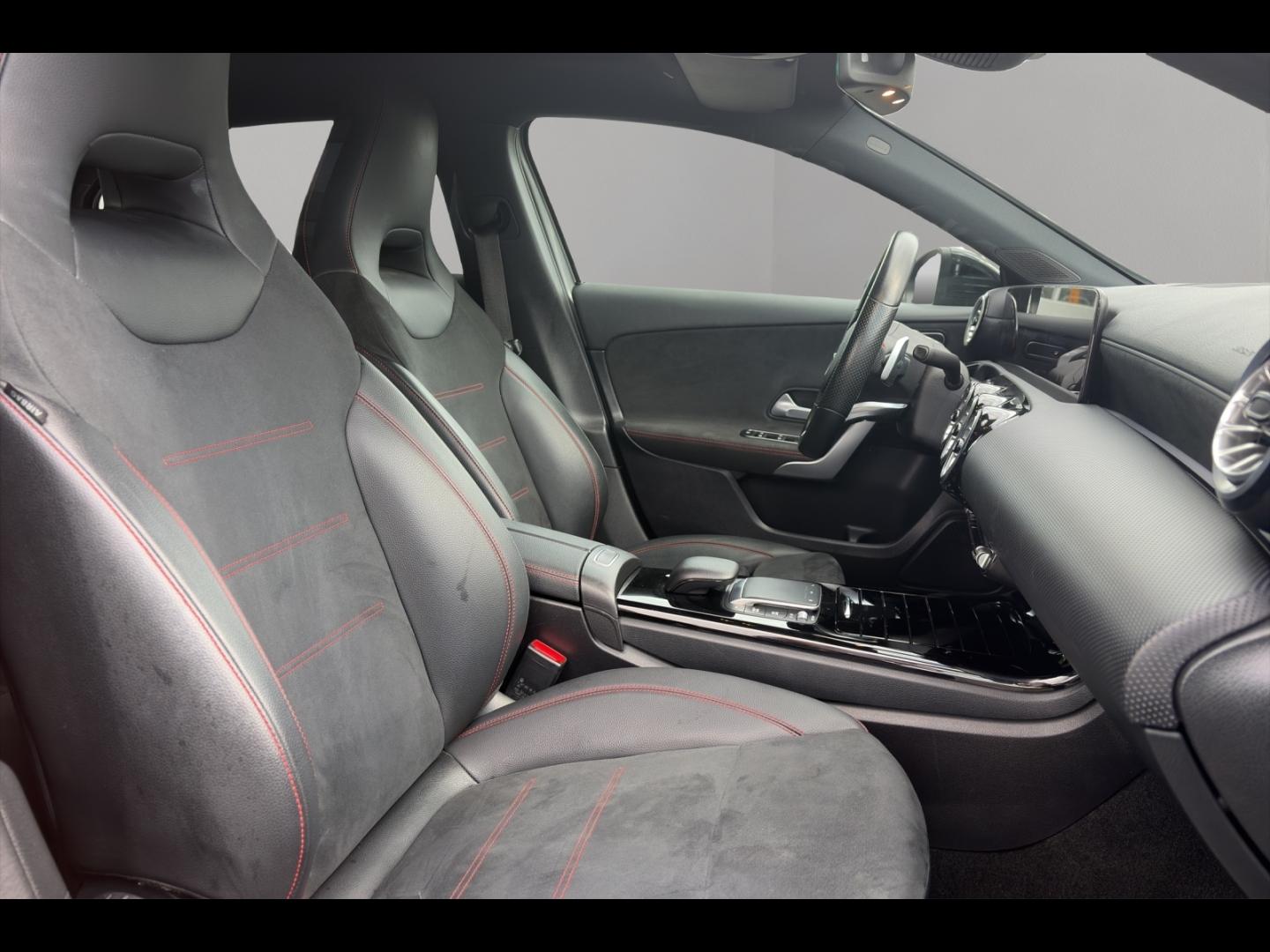 Image MERCEDES-BENZ Classe A 180d 116ch AMG Line