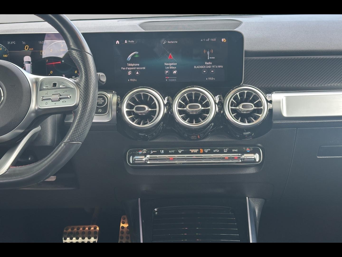 Image MERCEDES-BENZ GLB 200 163ch AMG Line 7G DCT