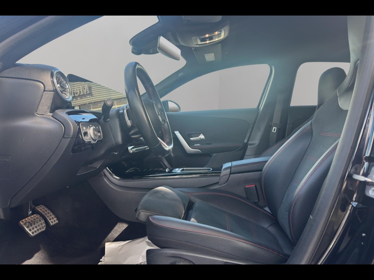 Image MERCEDES-BENZ Classe A 200 d 150ch AMG Line 8G-DCT
