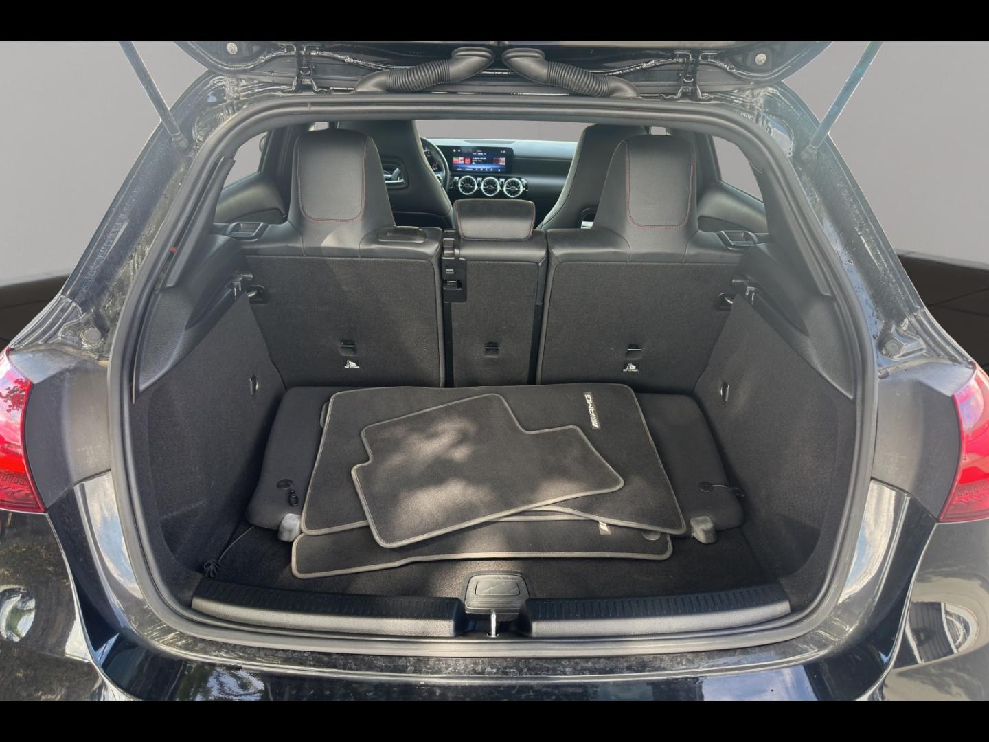 Image MERCEDES-BENZ Classe A 200 d 150ch AMG Line 8G-DCT