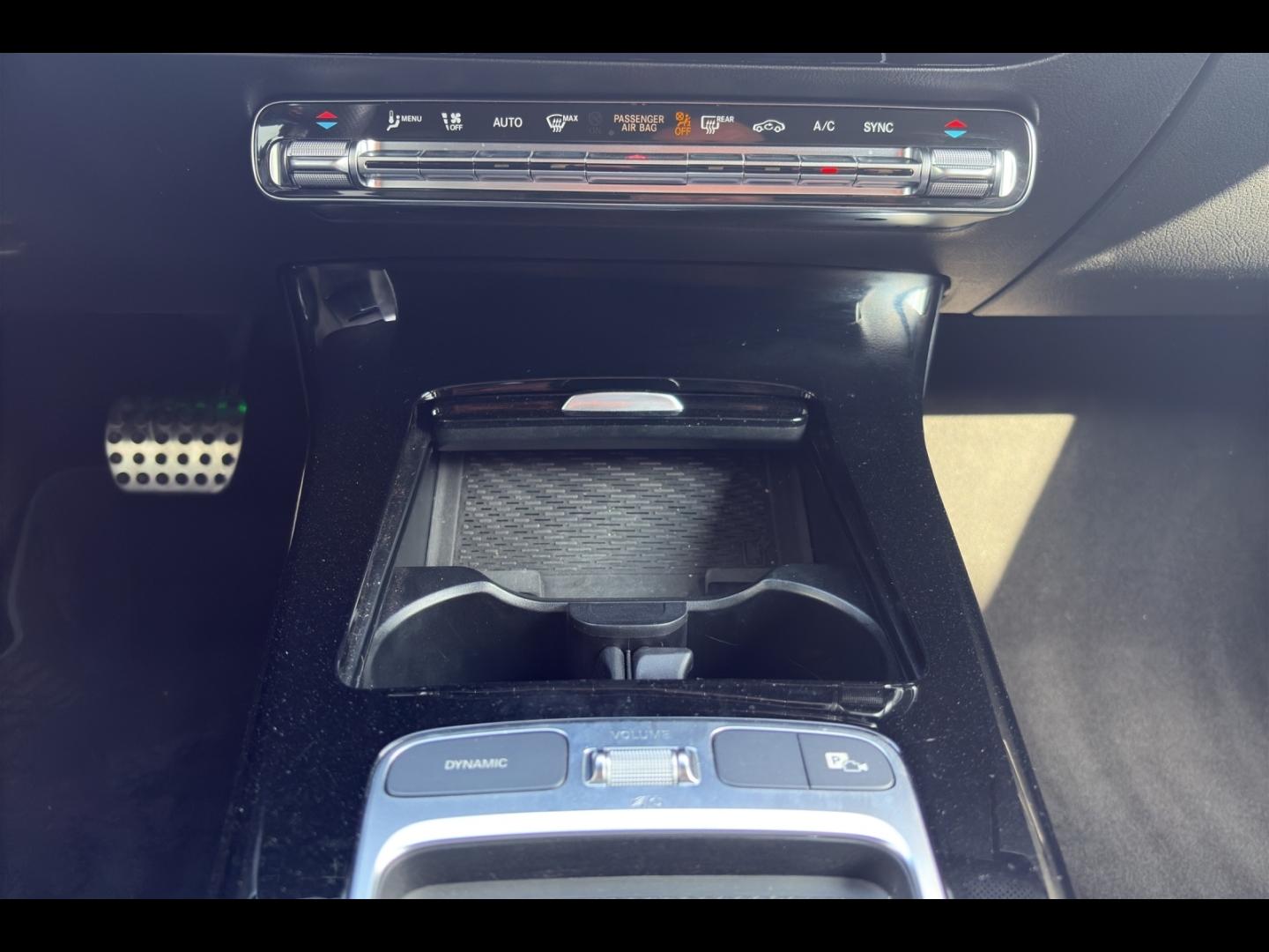 Image MERCEDES-BENZ Classe A 200 163ch AMG Line 7G-DCT