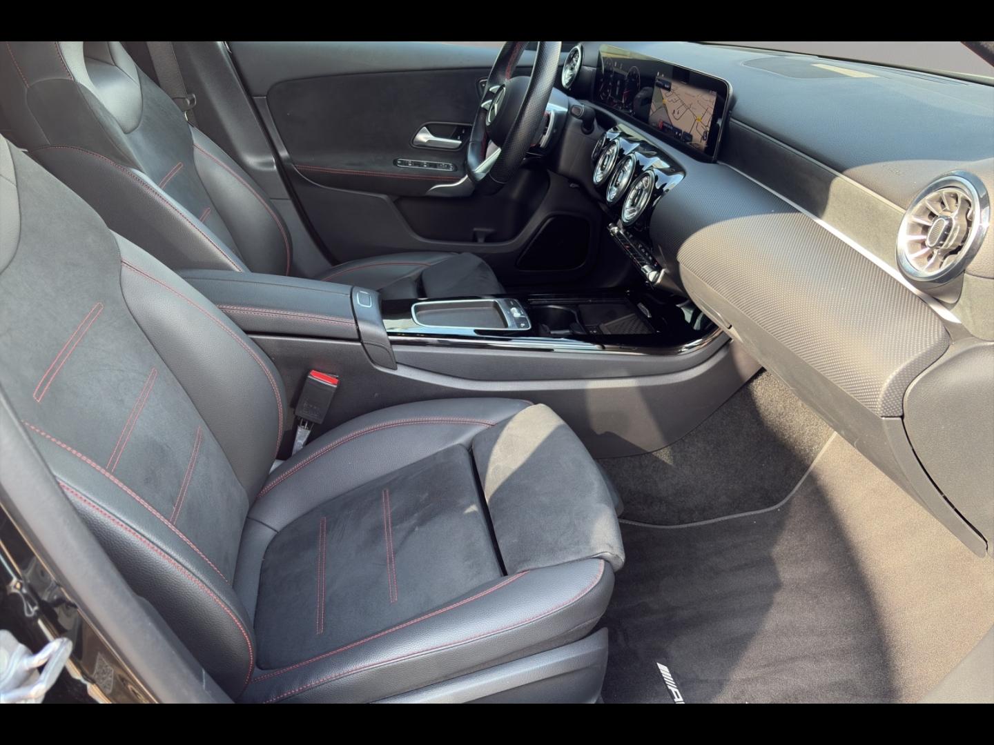 Image MERCEDES-BENZ Classe A 200 163ch AMG Line 7G-DCT