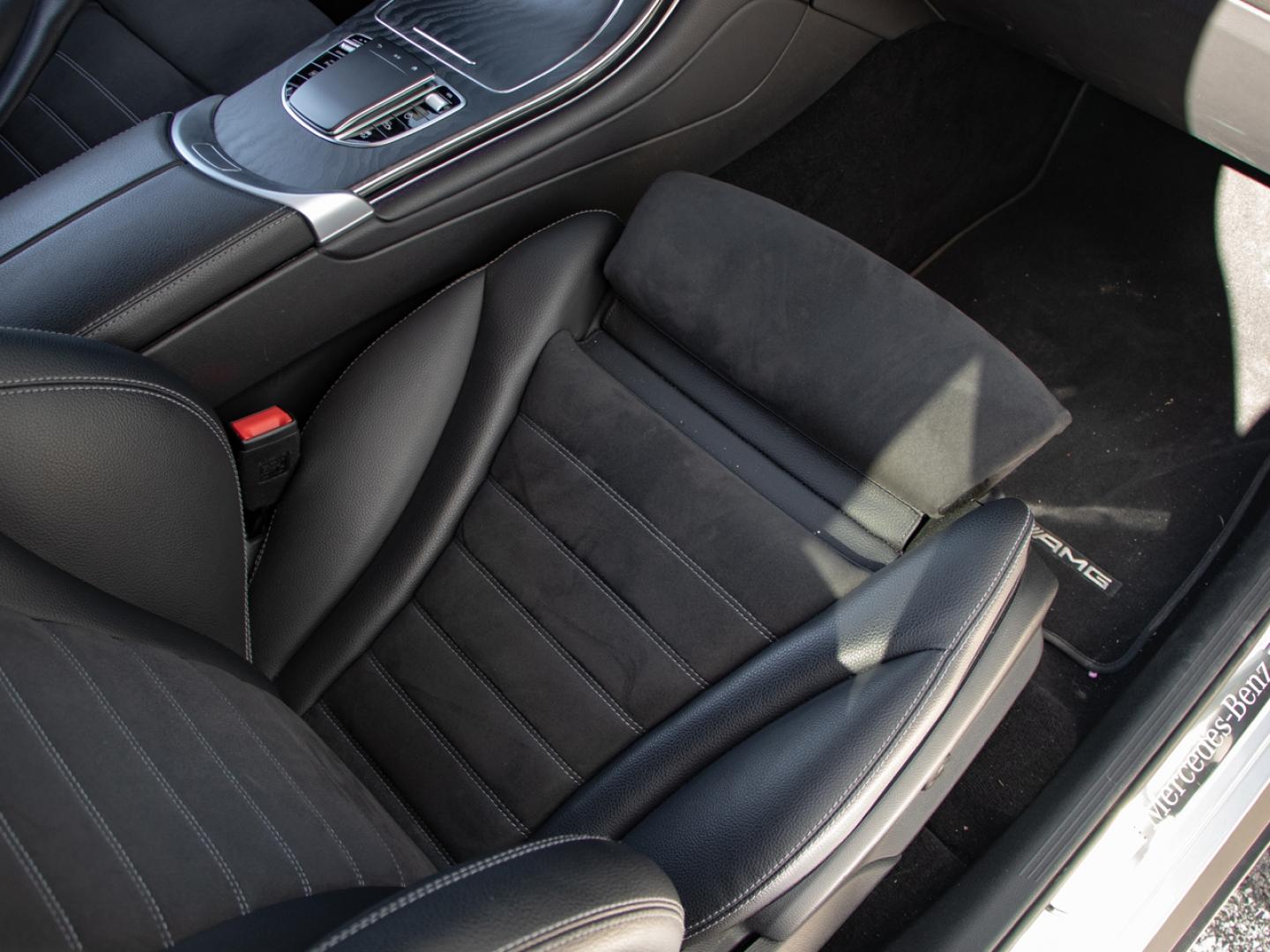 Image MERCEDES-BENZ GLC 300 de 194+122ch AMG Line 4Matic 9G-Tronic