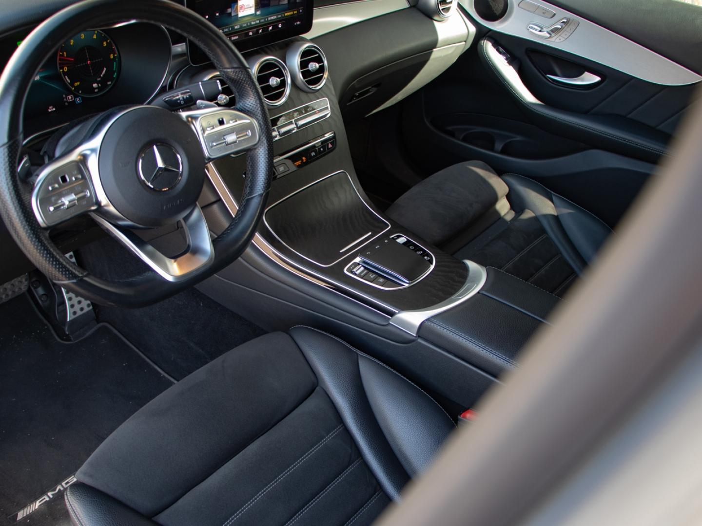 Image MERCEDES-BENZ GLC 300 de 194+122ch AMG Line 4Matic 9G-Tronic