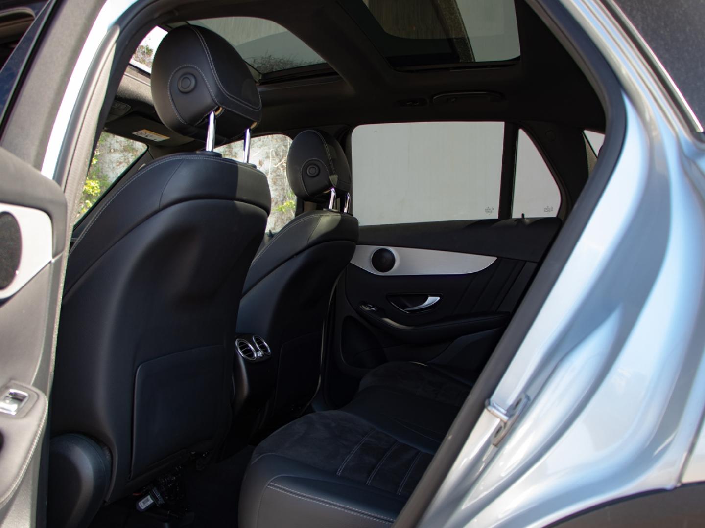Image MERCEDES-BENZ GLC 300 de 194+122ch AMG Line 4Matic 9G-Tronic