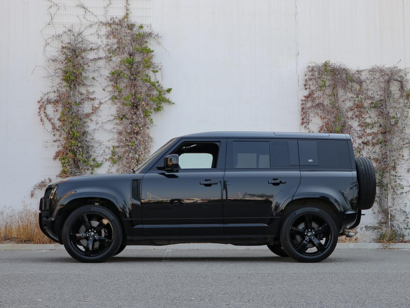 Image LAND-ROVER Defender 110 5.0 P525 X-Dynamic V8