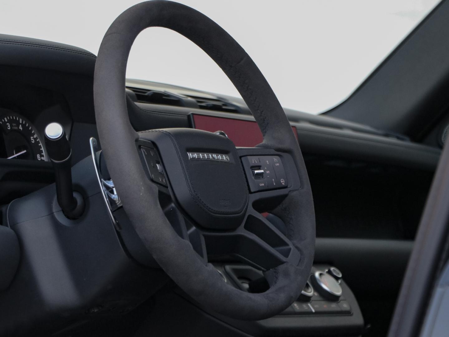 Image LAND-ROVER Defender 110 5.0 P525 X-Dynamic V8