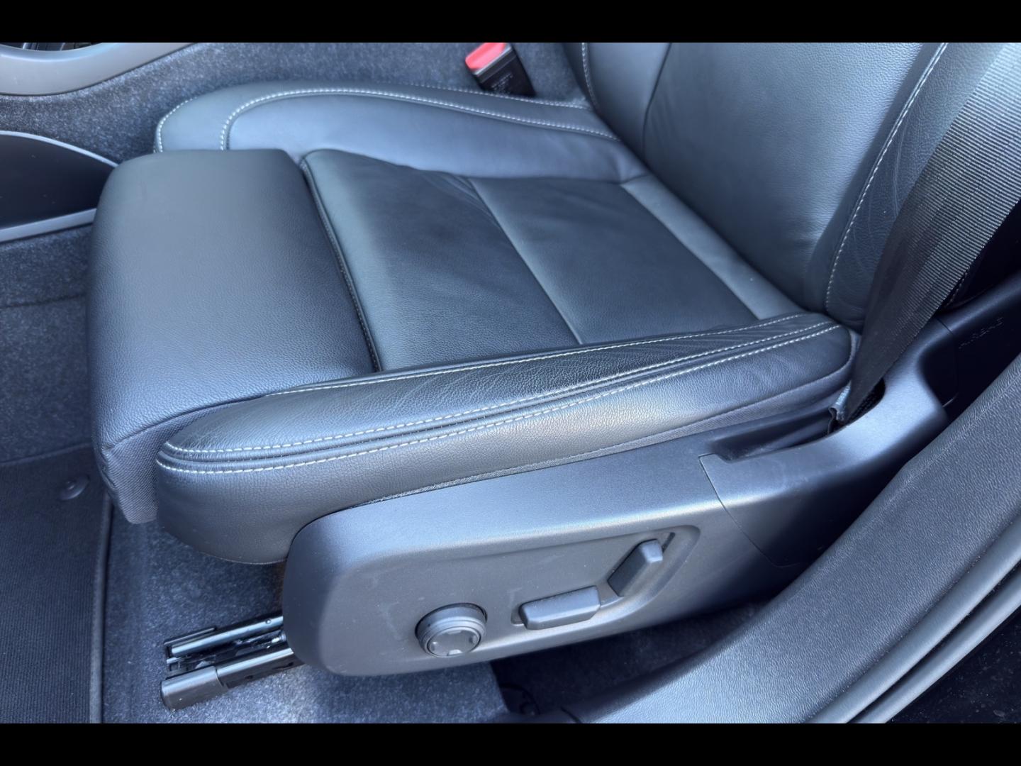 Image VOLVO XC40 T5 Recharge 180 + 82ch Ultimate DCT 7