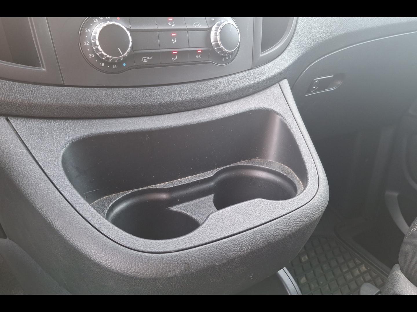 Image MERCEDES-BENZ Vito Fg 116 CDI Mixto Long Pro E6 Propulsion