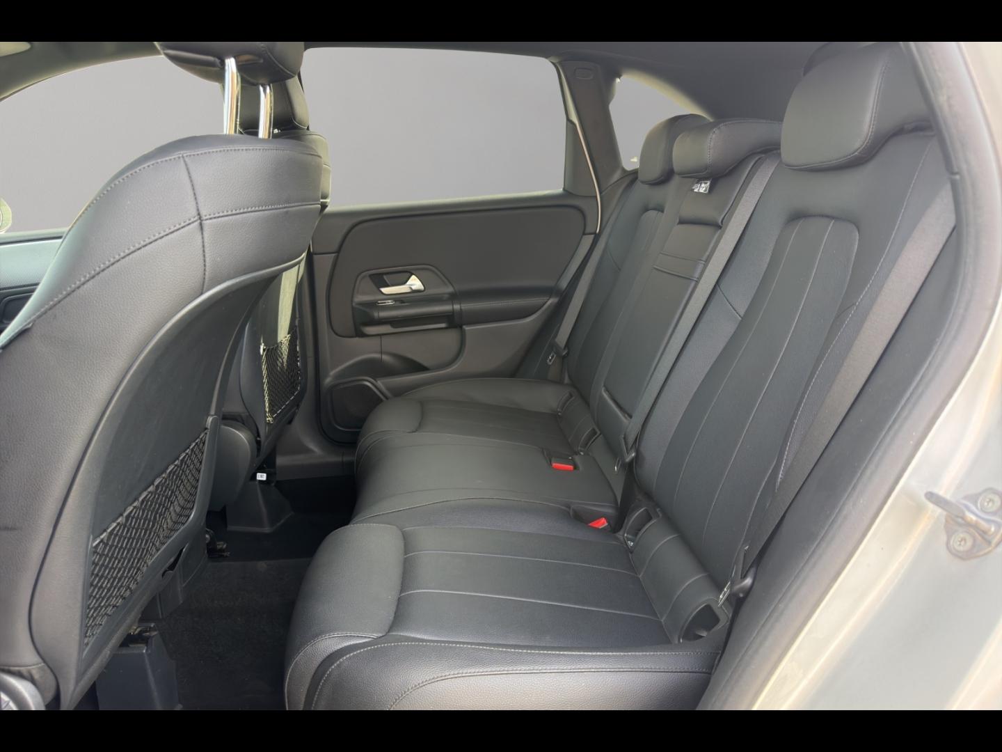 Image MERCEDES-BENZ Classe B 180d 116ch Style Line 7G-DCT