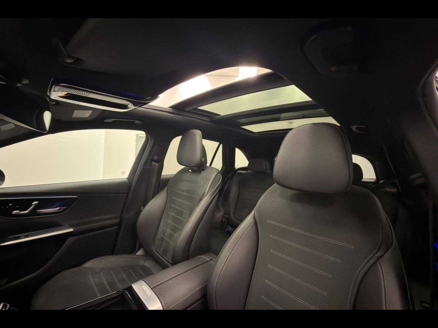 Image MERCEDES-BENZ GLC 220 d 197ch AMG Line 4Matic 9G-Tronic