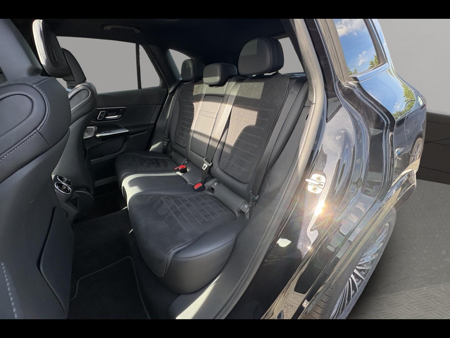 Image MERCEDES-BENZ GLC 300 e Hybrid 313ch AMG Line 4Matic 9G-Tronic