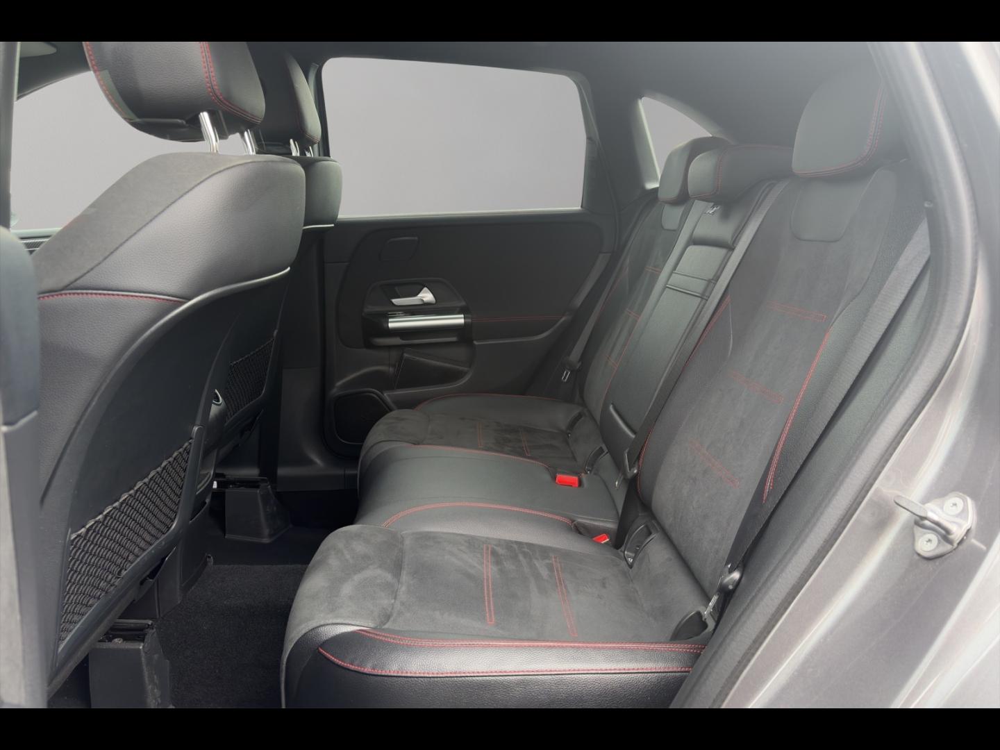 Image MERCEDES-BENZ Classe B 180d 116ch AMG Line 7G-DCT