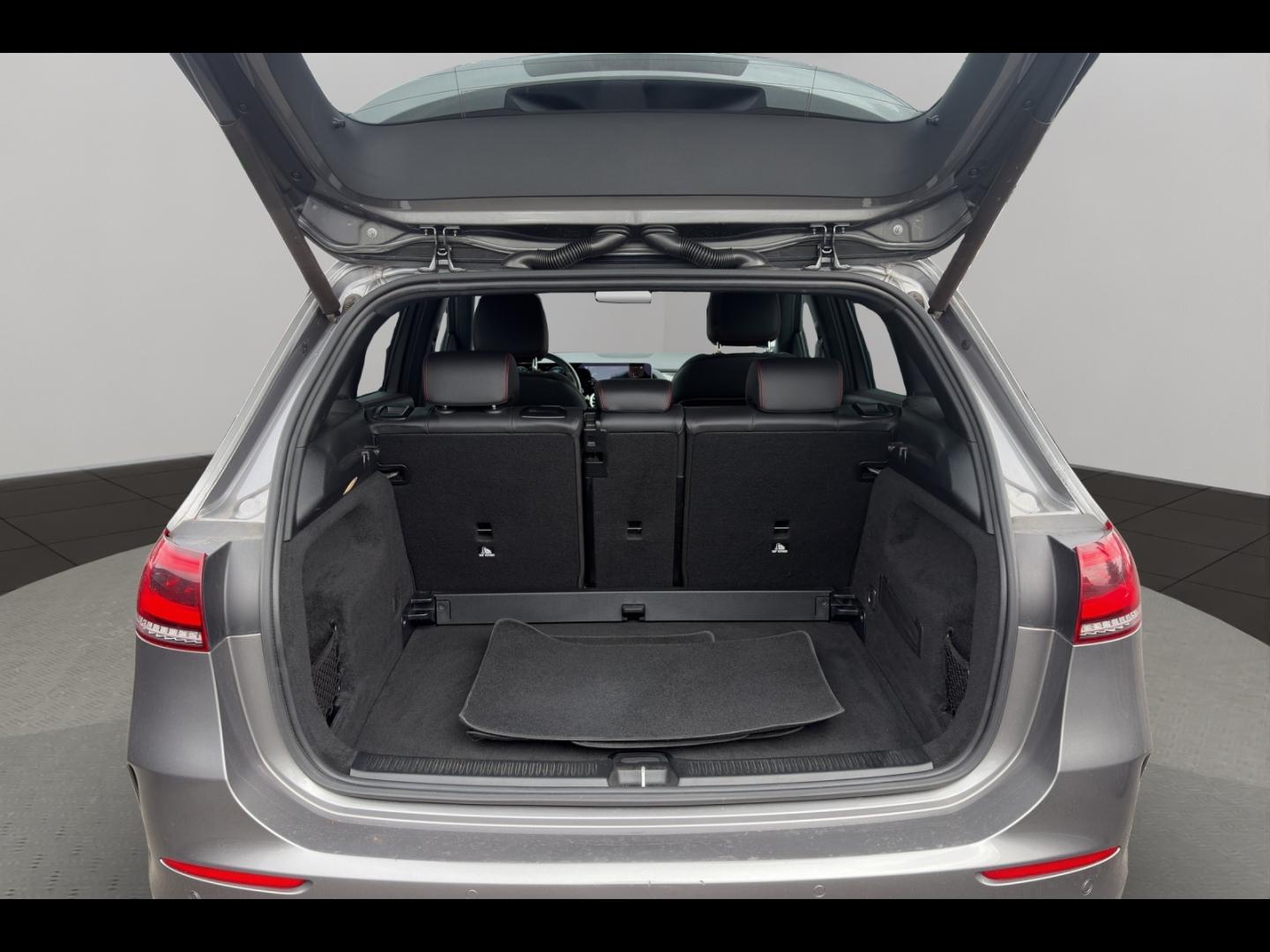 Image MERCEDES-BENZ Classe B 180d 116ch AMG Line 7G-DCT