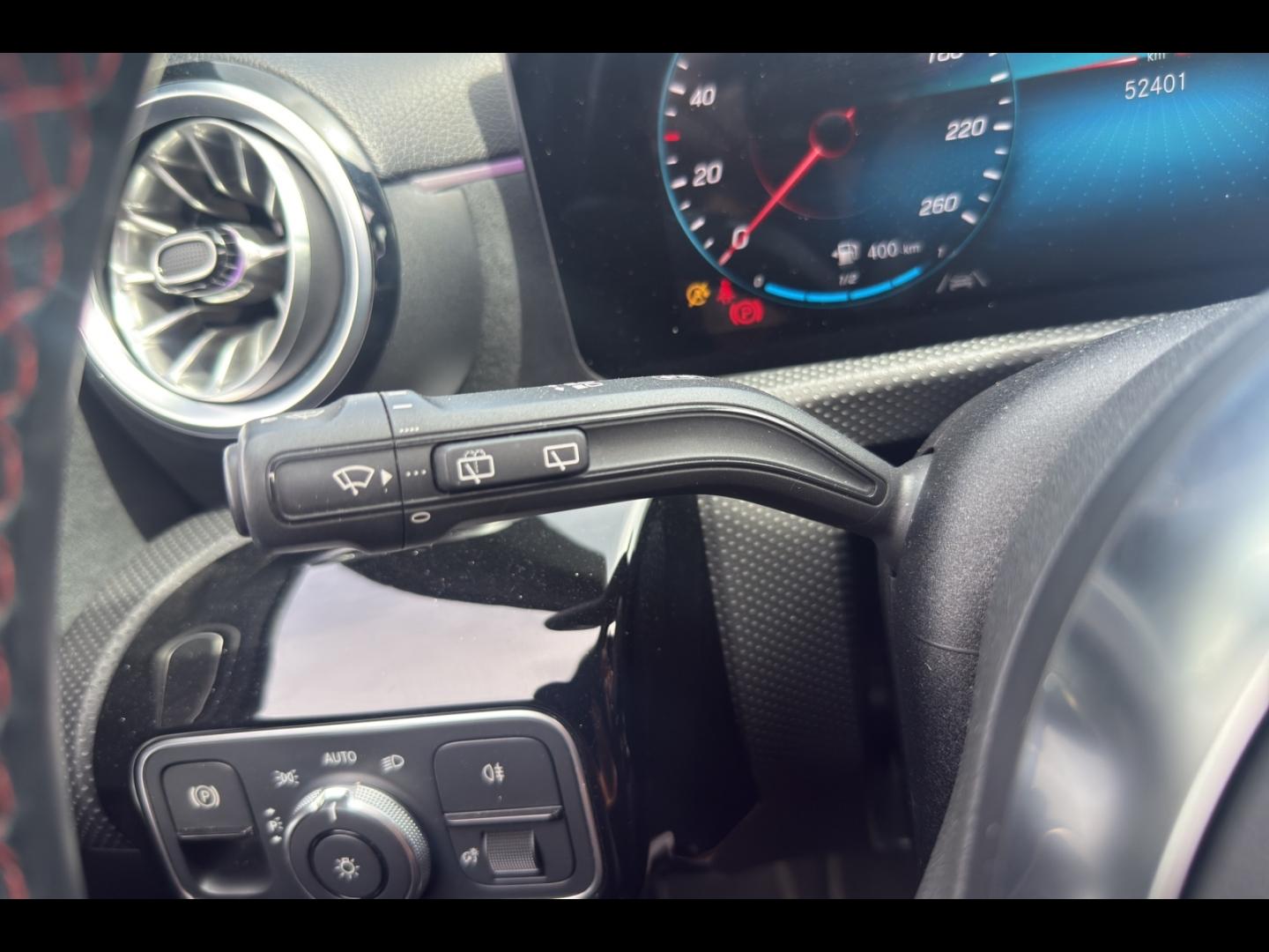 Image MERCEDES-BENZ Classe A 180 136ch AMG Line