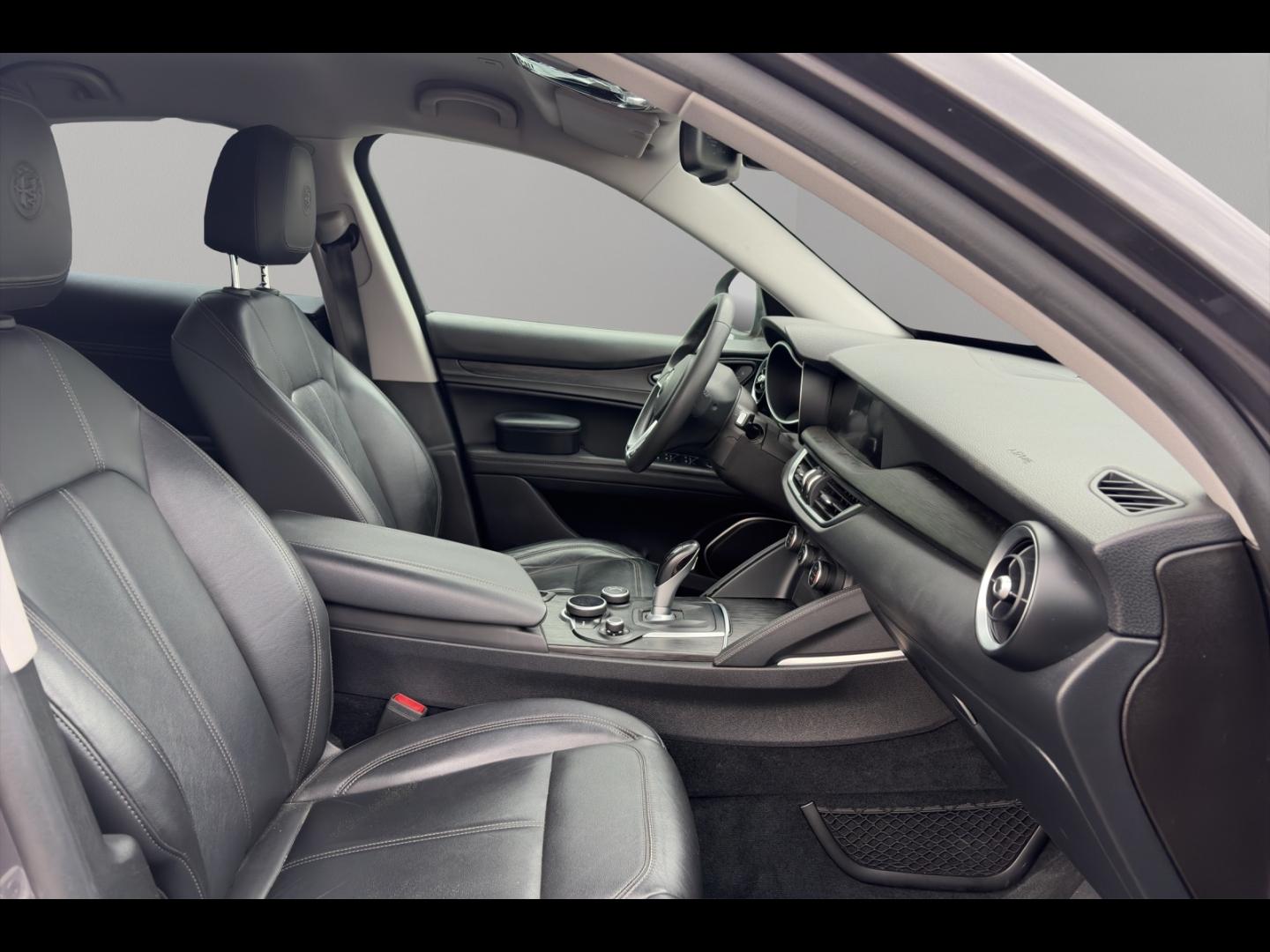 Image ALFA ROMEO Stelvio 2.2 Diesel 180ch Super AT8