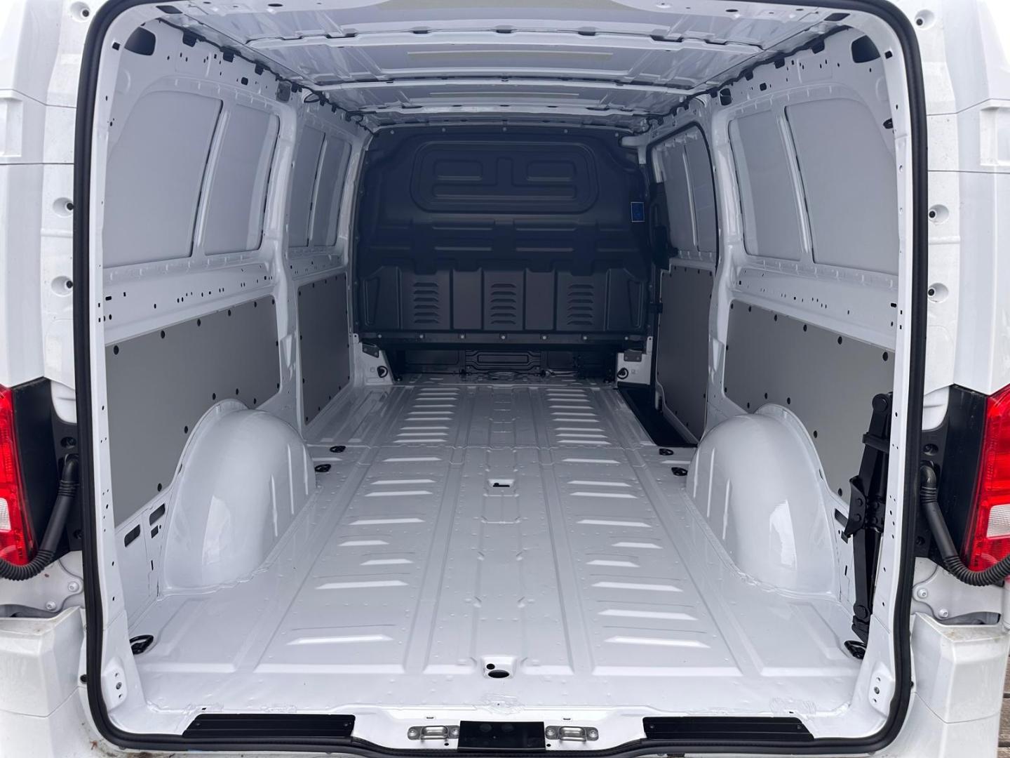 Image MERCEDES-BENZ Vito Fg 116 CDI Extra-Long Pro Propulsion