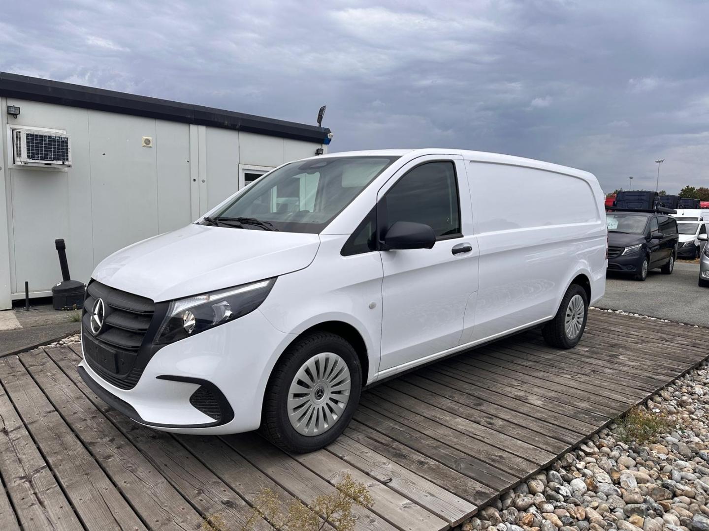 Photo MERCEDES-BENZ Vito Fg 116 CDI Extra-Long Pro Propulsion