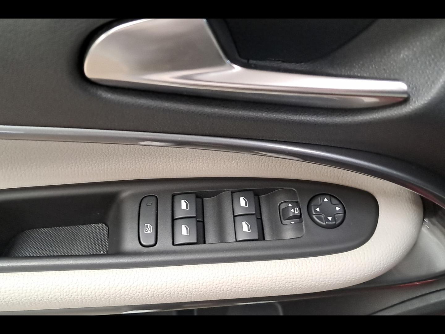 Image FIAT 600 1.2 Hybrid 100ch La Prima DCT6