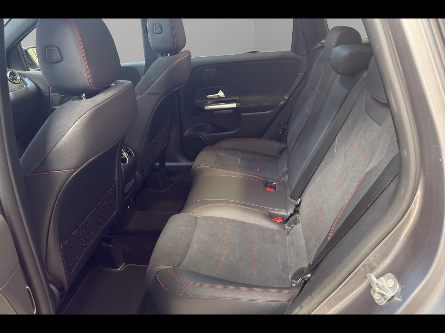 Image MERCEDES-BENZ Classe B 200d 150ch AMG Line 8G-DCT