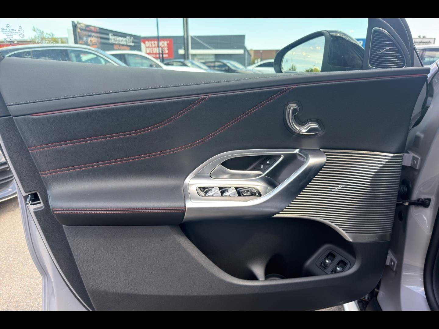 Image MERCEDES-BENZ GLC 400 EQ 489ch AMG Line 4Matic